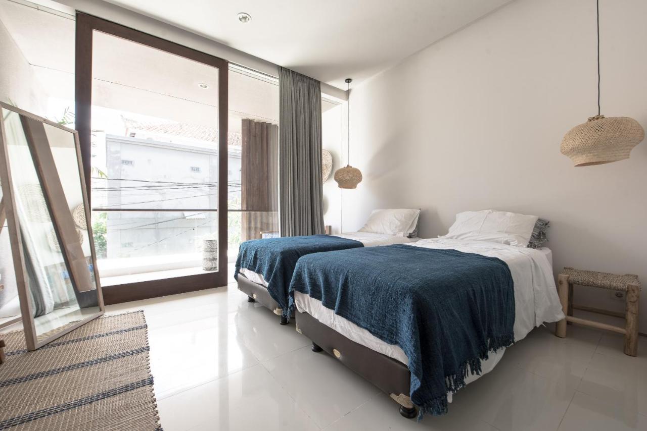 Pelangi 148 Beach Suites Семиняк Екстериор снимка