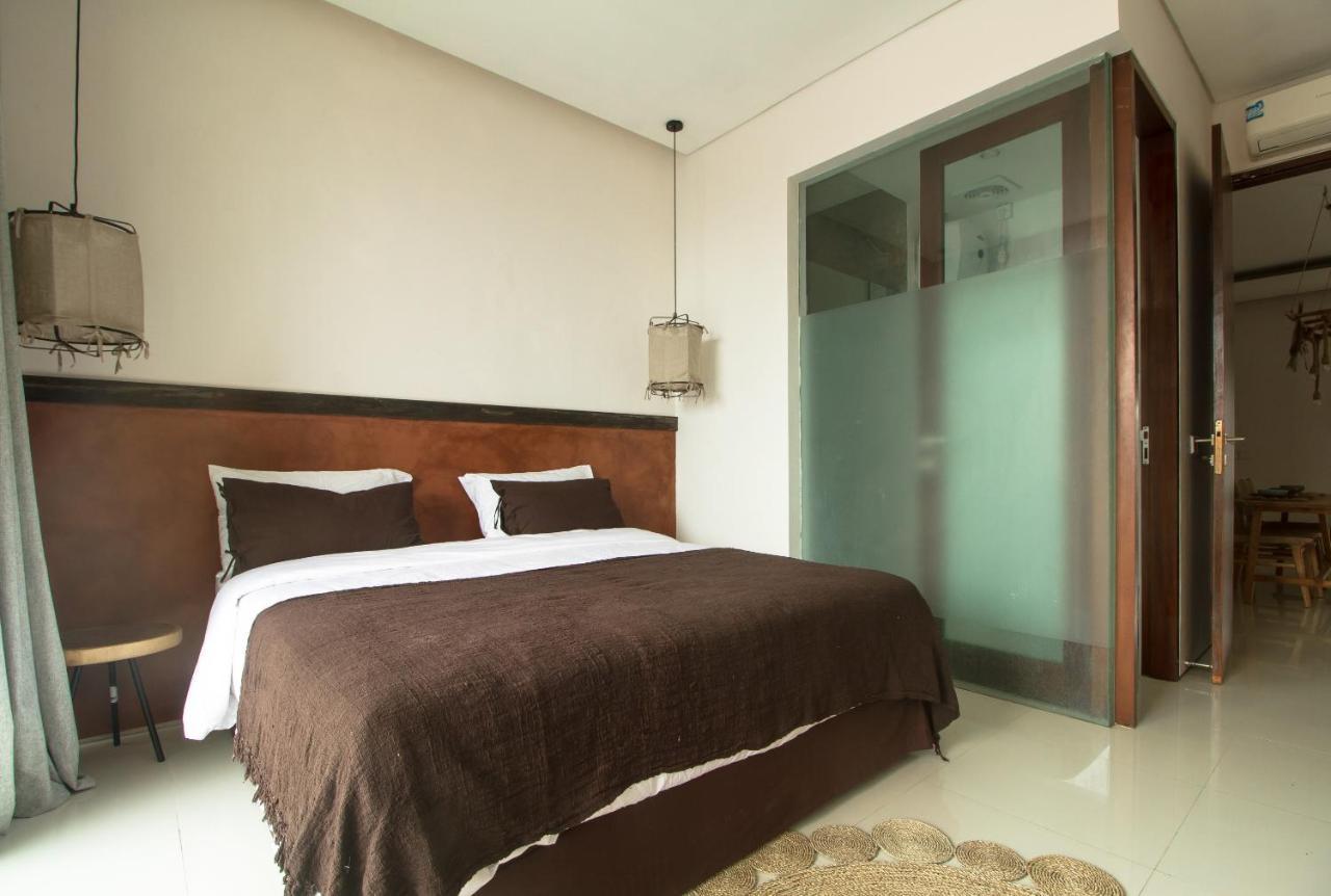 Pelangi 148 Beach Suites Семиняк Екстериор снимка
