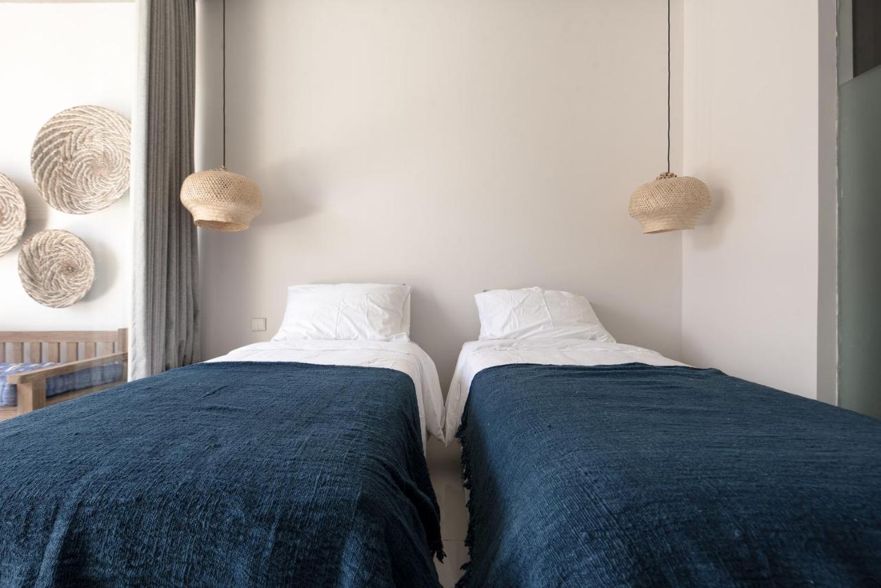 Pelangi 148 Beach Suites Семиняк Екстериор снимка