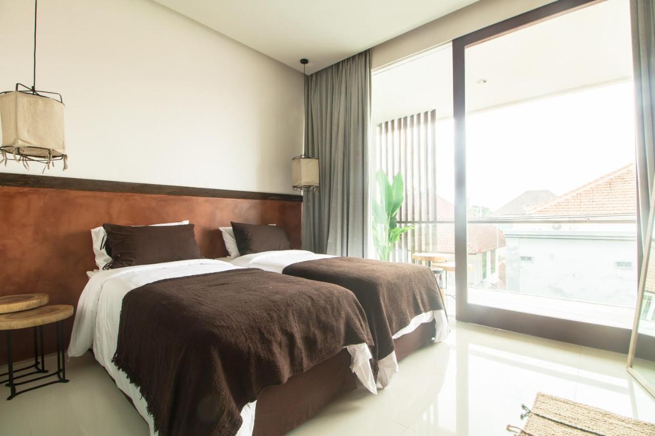 Pelangi 148 Beach Suites Семиняк Екстериор снимка