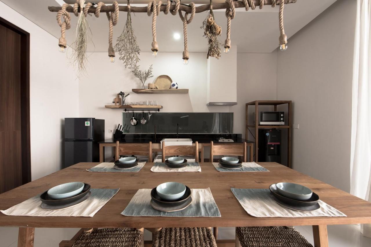 Pelangi 148 Beach Suites Семиняк Екстериор снимка